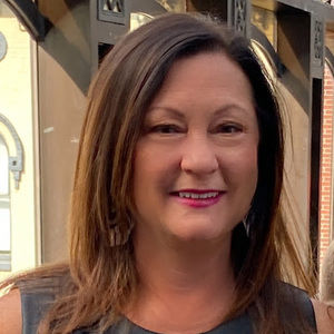 Meet your Posher, Christina